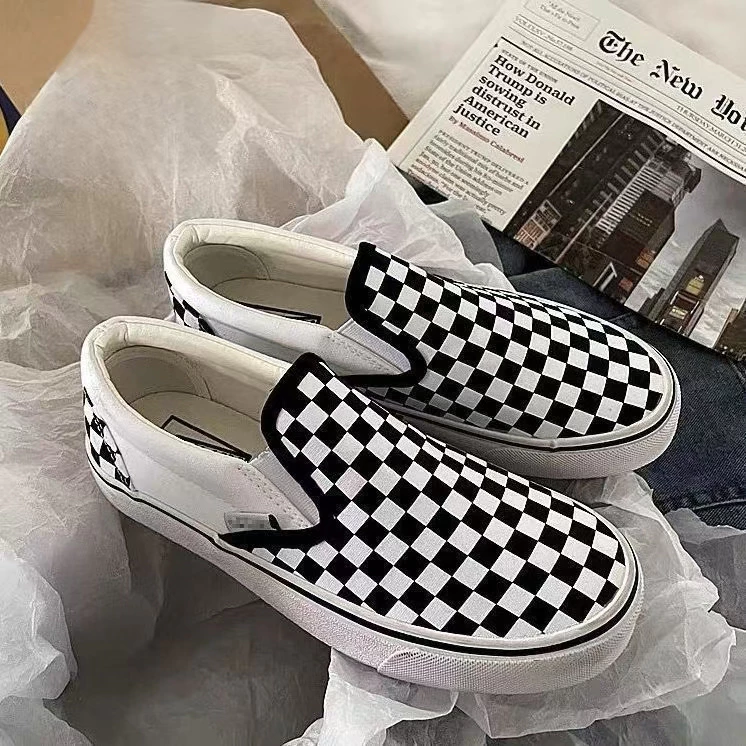 【จัดส่งที่รวดเร็ว】VSG💯 Shoes สไตล์คลาสสิค สวมใส่สบาย รองเท้าผู้ชาย รองเท้าผู้หญิง ⭐️ขนาด36-45⭐️