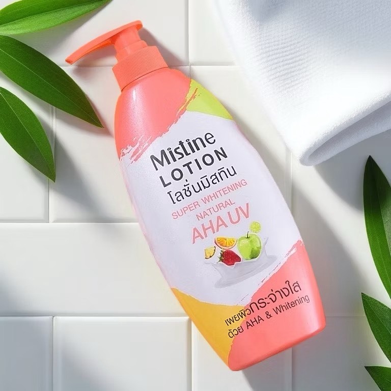Mistine Super Whitening Natural AHA UV Lotion 400 ml
