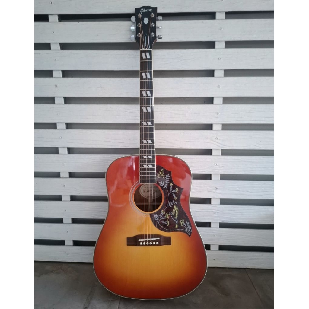 กีต้าร์โปร่ง Gibson Hummingbird 41 inch แถมฟรีกระเป๋า