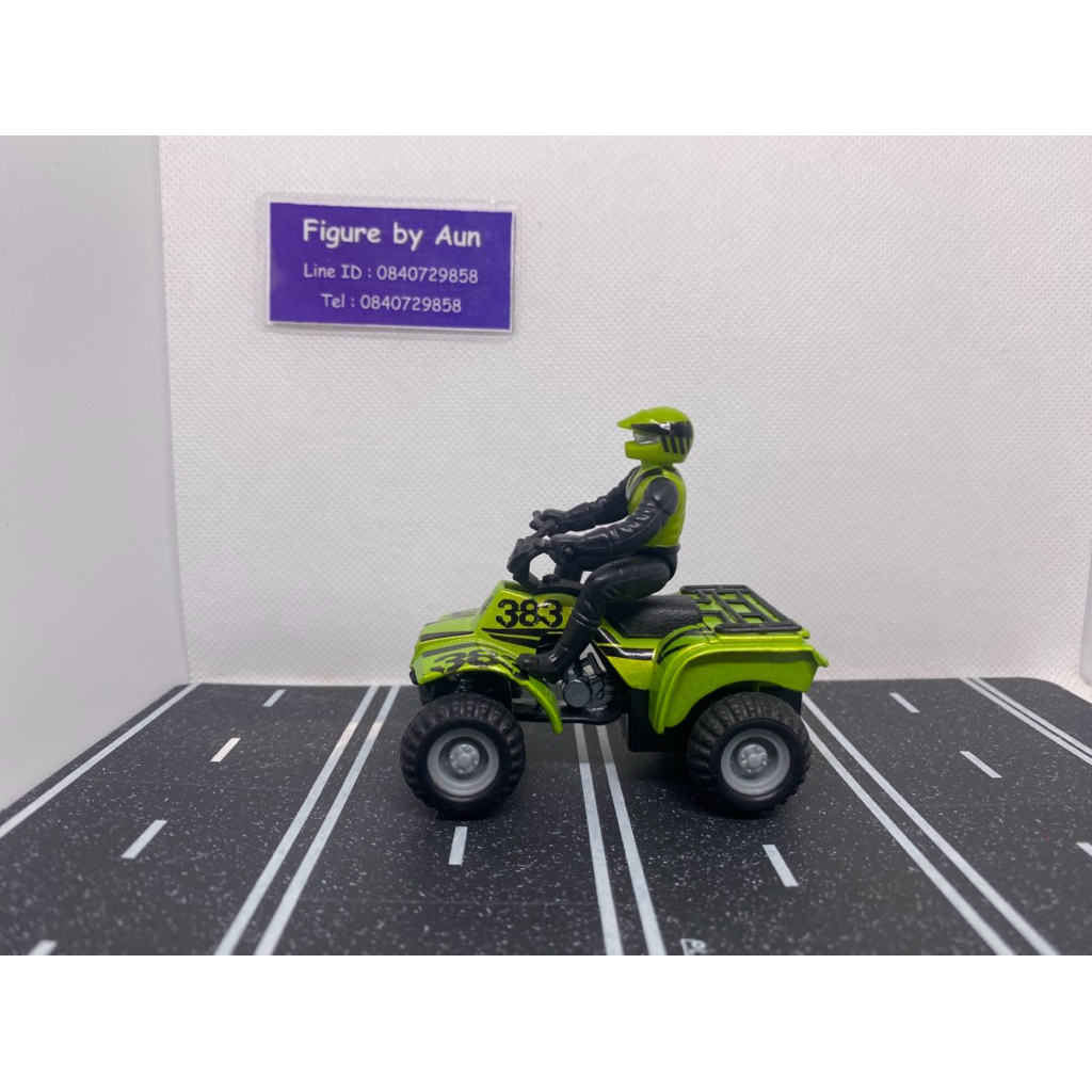 Maisto Fresh Metals Diecast Pullback Quad 4-Wheeler 4x4 ATV 383 สีเขียวพร้อมผู้ขับขี่ งานมือสอง