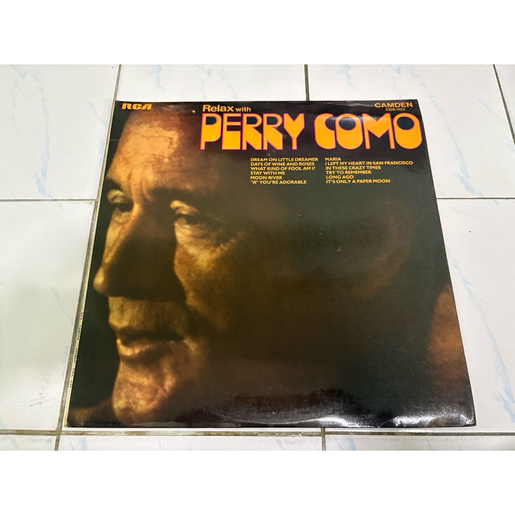 แผ่นเสียง : PERRY COMO - RELAX with PERRY COMO.