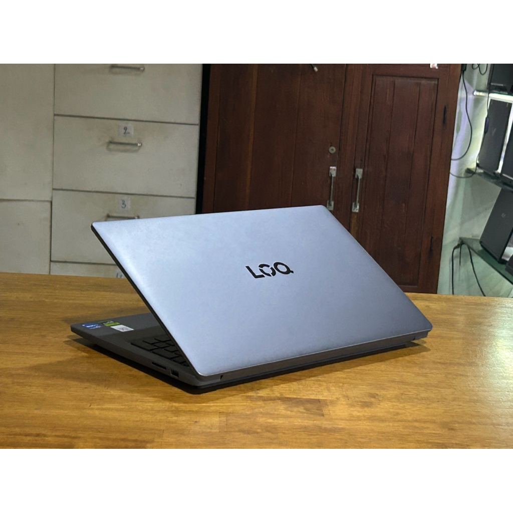 Lenovo LOQ 15IAX9E-83LK00E6TA Gaming sRGB100% RTX4050