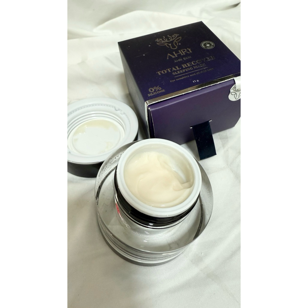 ส่งต่อ AHRi (อาริ) - สลิปปิ้ง มาส์ก 15 กรัม ToTal Recover Sleeping Mask