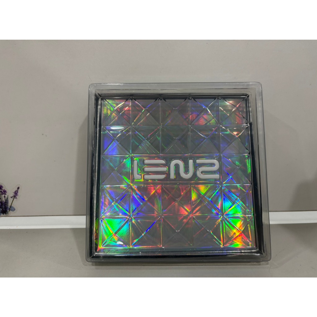 1 CD MUSIC  ซีดีเพลงเกาหลี  2NE1 Vol. 1 1st Mini Album 2009     (F1E6)