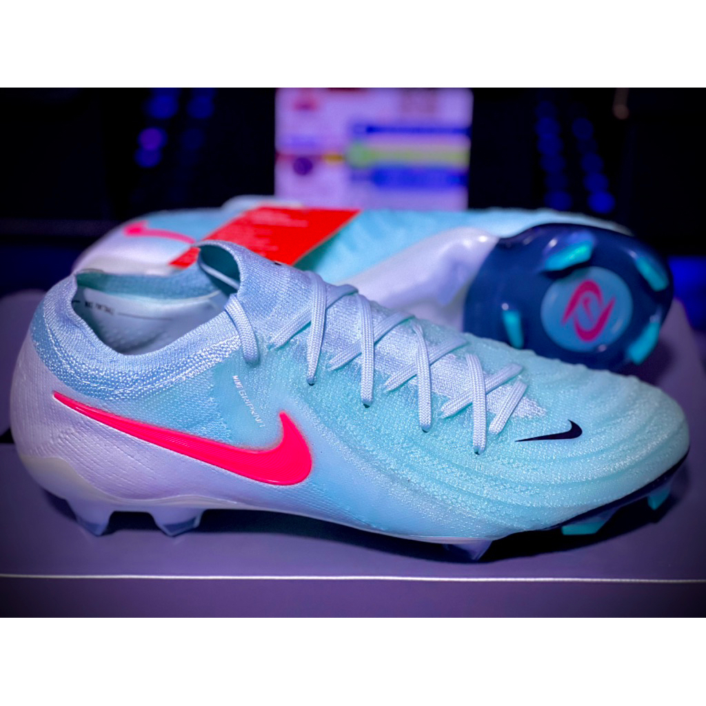 NIKE PHANTOM GX 2 EILTE FG 🩵🤍❤️ รองเท้าของแท้100%