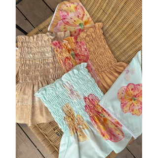 💖✨Sandy top เสื้อเกาะอกพิมพ์ลาย แถมโพกผม