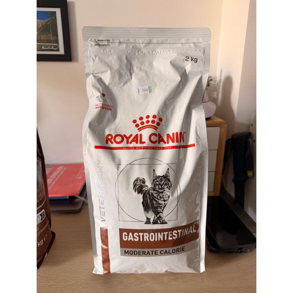 Royal Canin Gastro Moderate Calorie 2 Kg [Exp.12/26] อาหารแมวทางเดินอาหารสูตรจำกัดพลังงาน แมวตับอ่อนอักเสบ