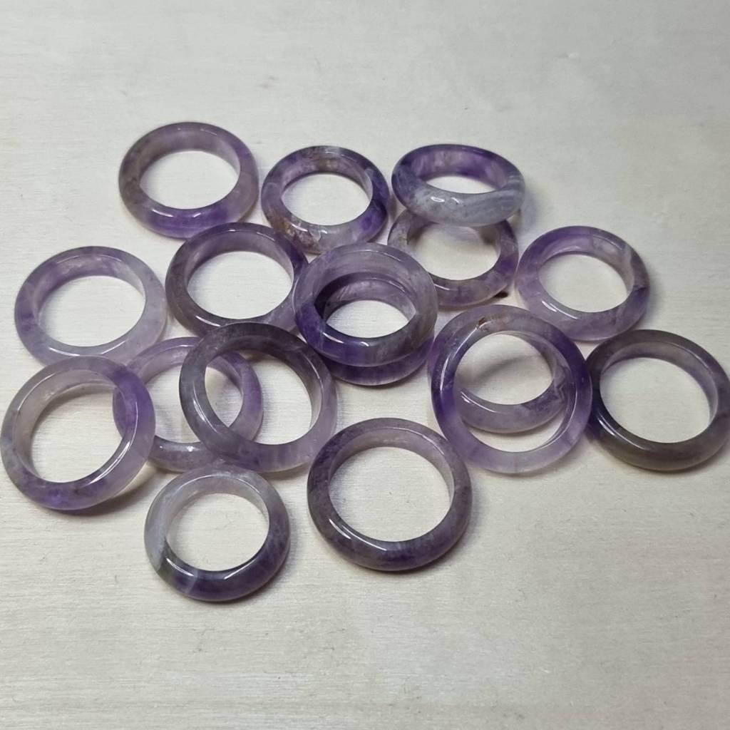แหวนอเมทิสต์ (Amethyst Ring) เพิ่มพลังด้านจิตใจ และสติ