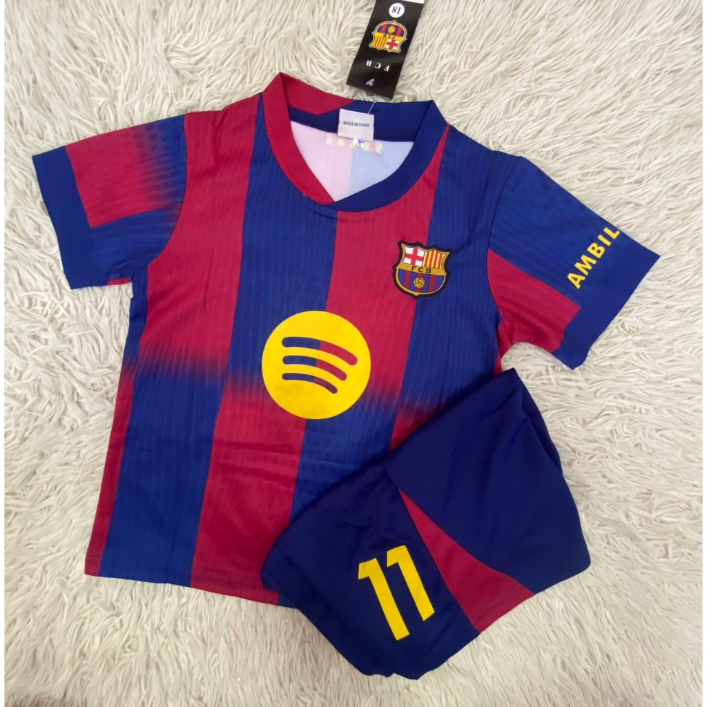 ชุดฟุตบอลเด็กสีแดงน้ำเงินเบอร์11สกรีนชื่อRAPHINHAเสื้อ+กางเกง ราคาถูก Shopee Lazada