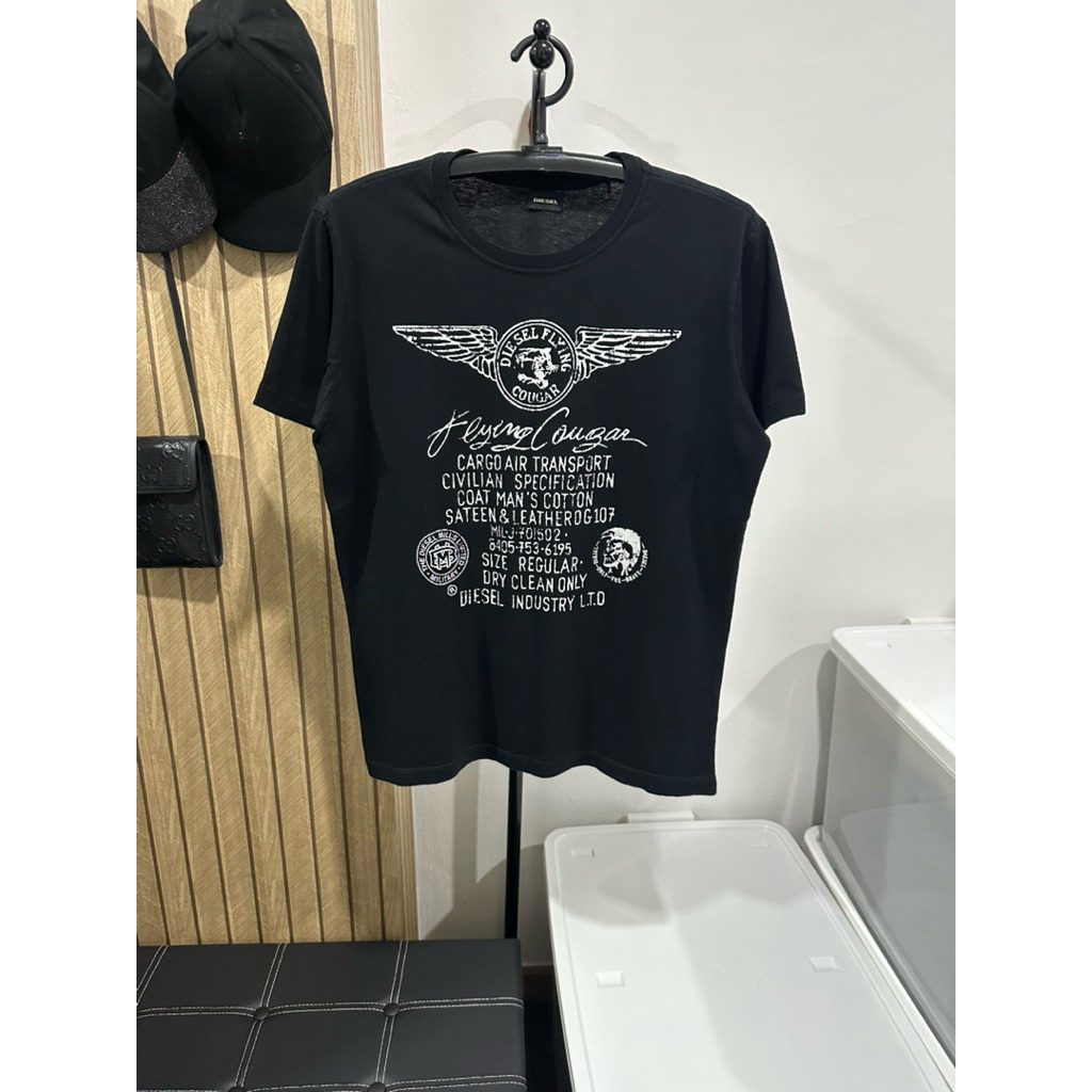 เสื้อยืด diesel สีดำ แท้💯 มือสอง