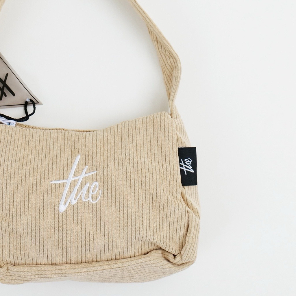 ส่งต่อ กระเป๋าสะพาย Urthe 🍦✨