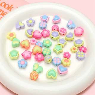 ลูกปัดอะคริลิกสองสี 10ชิ้น/แพ็ค ทรงดอกไม้ ดาว หัวใจ หลากหลาย อุปกรณ์ทำเครื่องประดับ DIY แฮนด์เมด