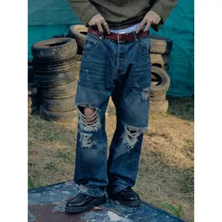 Vintage Blue Straight Fit Jeans / กางเกงขายาว