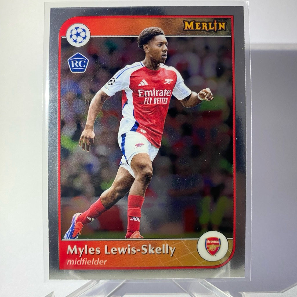 การ์ดนักฟุตบอล MYLES LEWIS-SKELLY, RC, ARSENAL, TOPPS MERLIN 2025