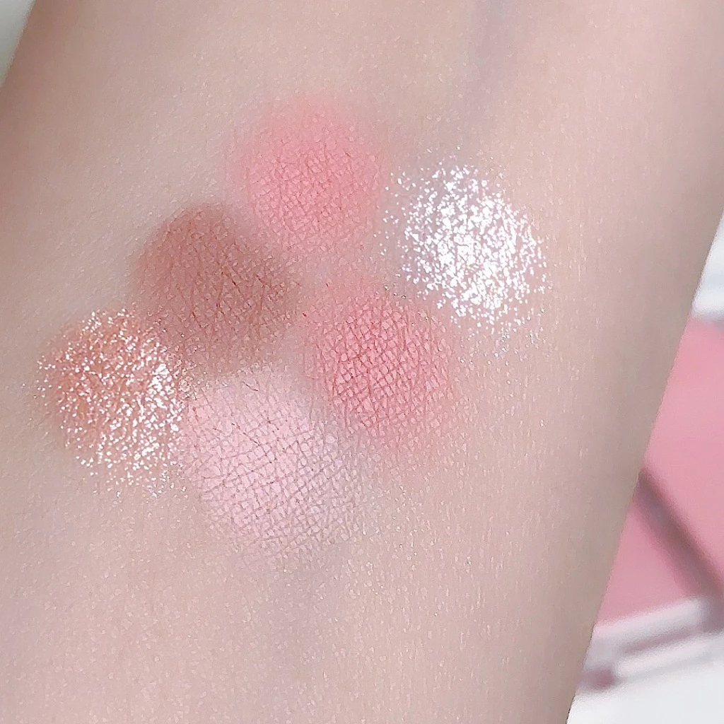 YOTAI พาเลทอายแชโดว์และบลัชออน 6 สี 2in1 thumbnail 6