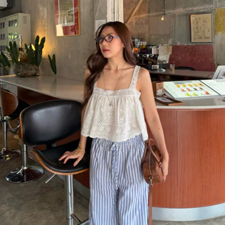 𝗣𝗮𝘀𝘁𝗲𝗹 𝗕𝗹𝘂𝗲 (𝟱𝟱𝟬.-/𝘀𝗲𝘁) ชุดเซตเสื้อสายเดี่ยวผ้าลูกไม้มาพร้อมกับกางเกงสีฟ้าพาสเทลลายทาง ช่วงเอวเป็นสายเชือกปรับได้ตามตัว