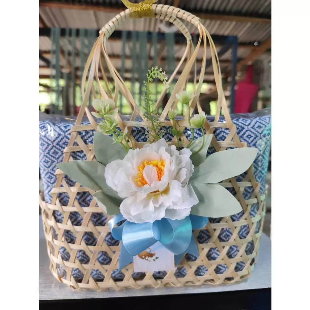 💐ผ้าคลุมไหล่(พร้อมชะลอมของขวัญ)ผ้าขนาด50*210 ซม.🌷ของขวัญ🌷งานแต่ง🌷งานเกษียณ