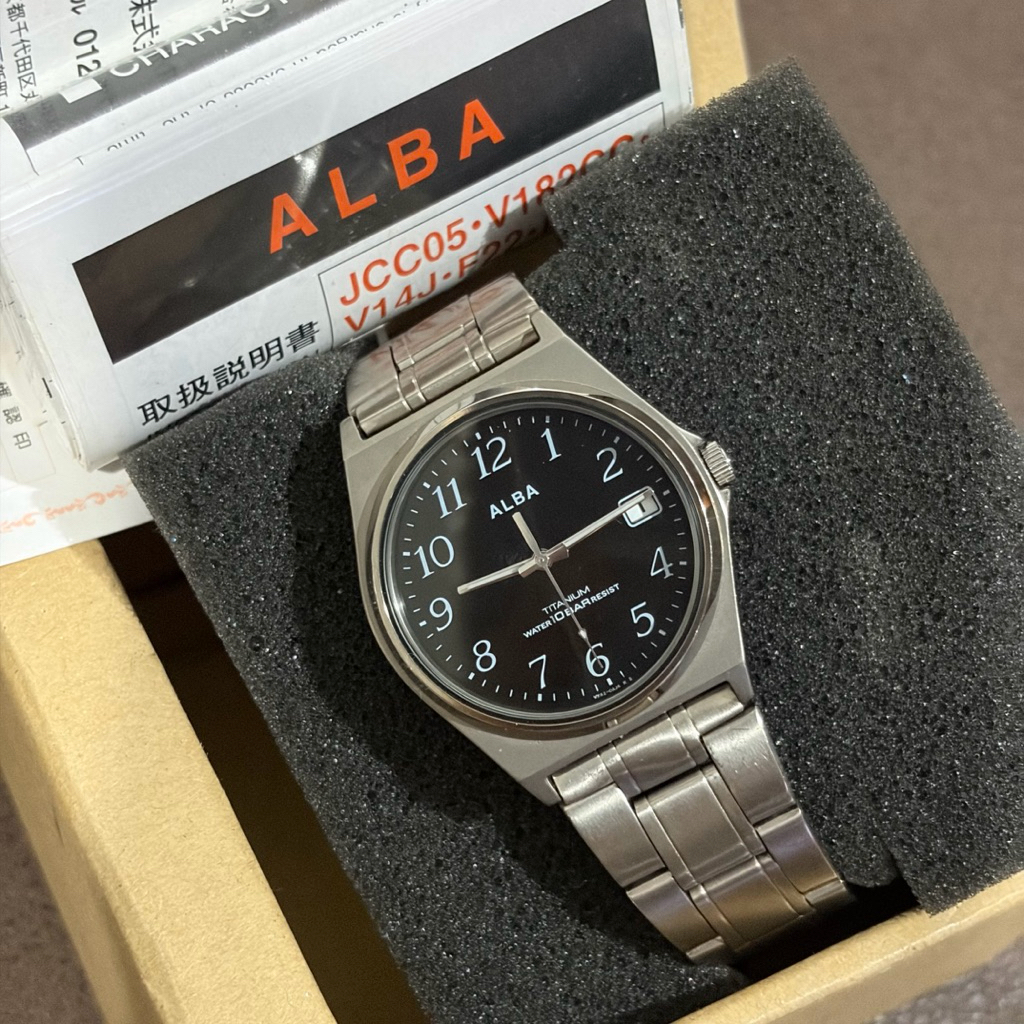 Alba by seiko titanium quartz fullbox มือสองแท้💯