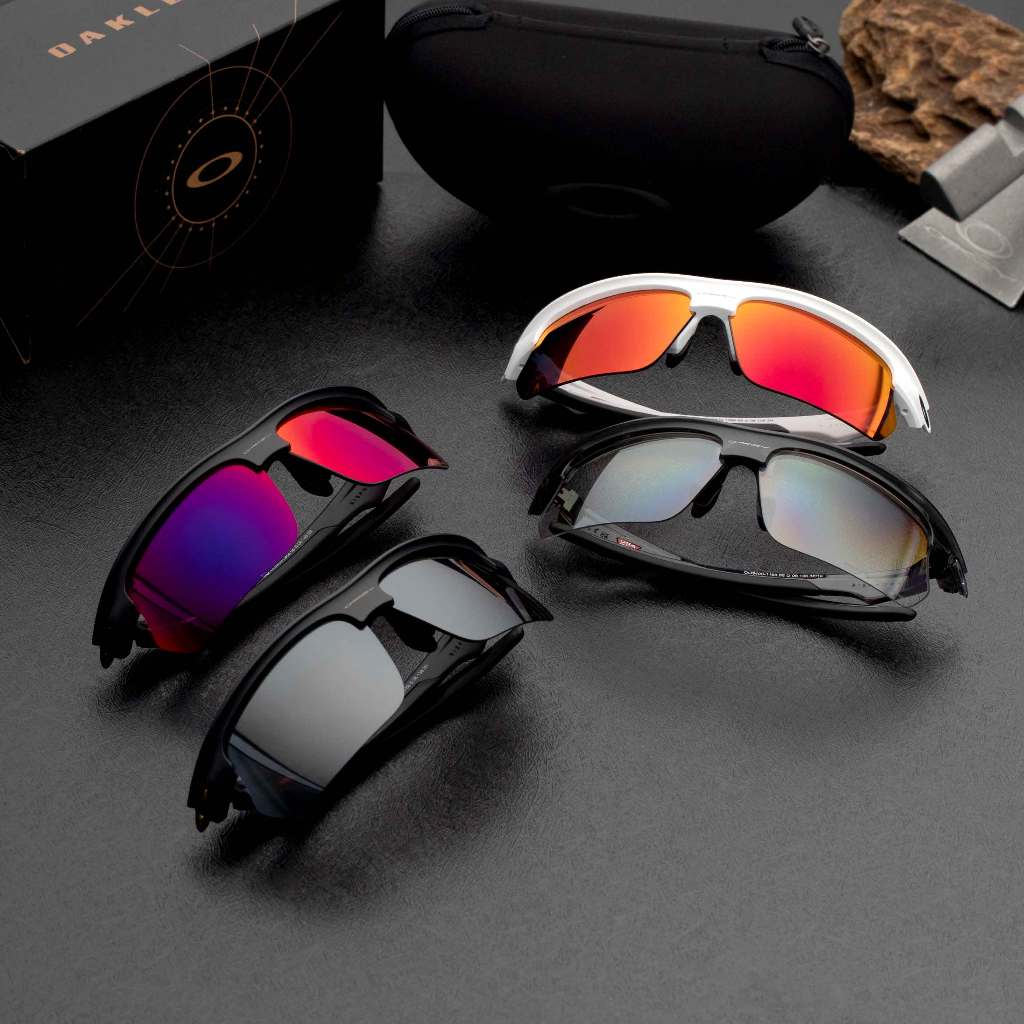 แว่นกันแดด Oakley  รุ่น BISPHAERA (OO9400) (มีทั้งหมด 5 สี) **สินค้าประกัน 2 ปีจากแบรนด์**