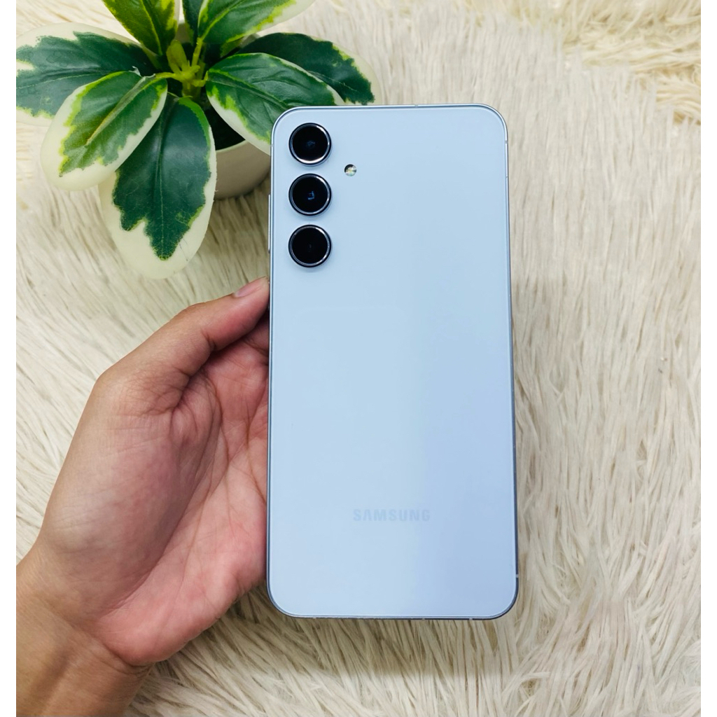 Samsung Galaxy A55 5G RAM8GB/ROM128GB เครื่องมือ2สภาพสวยใช้งานได้ปกติ สินค้ามีพร้อมส่ง