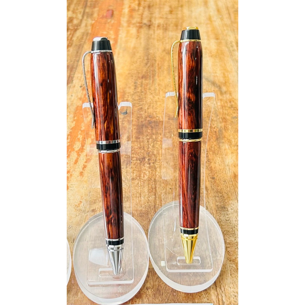 ปากกาไม้พยุง Handcrafted wooden pen