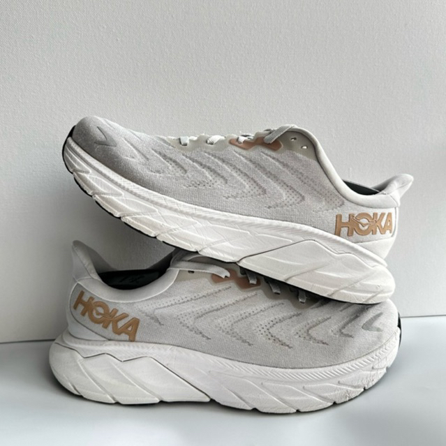 รองเท้ามือสอง HOKA  รุ่น WARAHI 6 ไซส์ 40.5