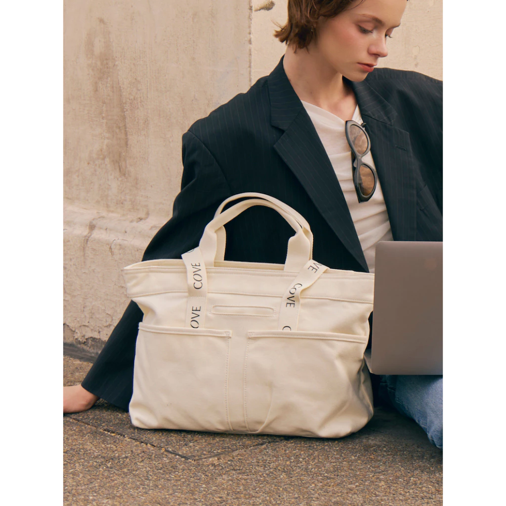 COVE Daytrip Canvas Tote กระเป๋าใส่โน๊ตบุ๊ค / Laptop 15 นิ้ว กระเป๋าสะพายไหล่ ผ้าแคนวาส น้ำหนักเบา