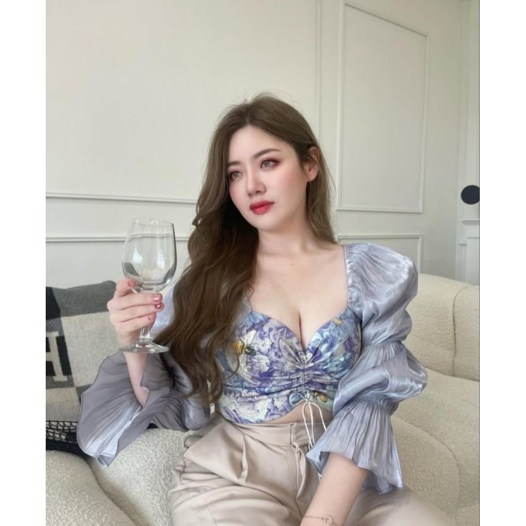 ส่งต่อเสื้องานป้าย Lalamer ลายดอกสีม่วงน่ารักสุดๆ💐💜