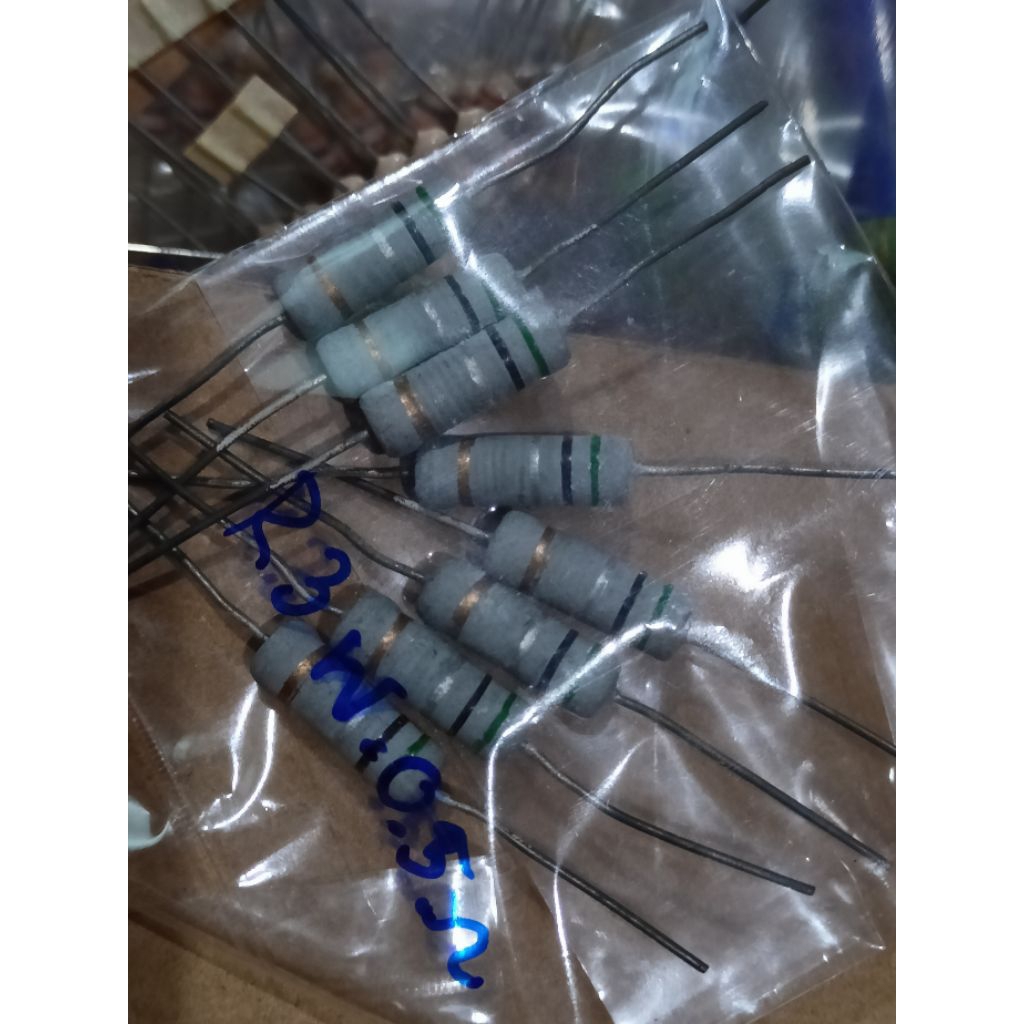 ​ตัวต้านทาน 0.5 Ohm 3W (0.5R) Resistor R-Emitter อะไหล่เครื่องเสียงโบราณ/พาวเวอร์แอมป์ [ชุด 8 ตัว]