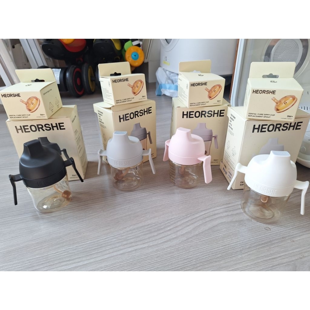 Heorshe แก้วหัดดื่มฟันสวย 7 oz 4 ใบ แถมจุก Stage 1 และ 2สภาพใหม่มาก น้องไม่ใช่ แค่แกะแล้วอบ