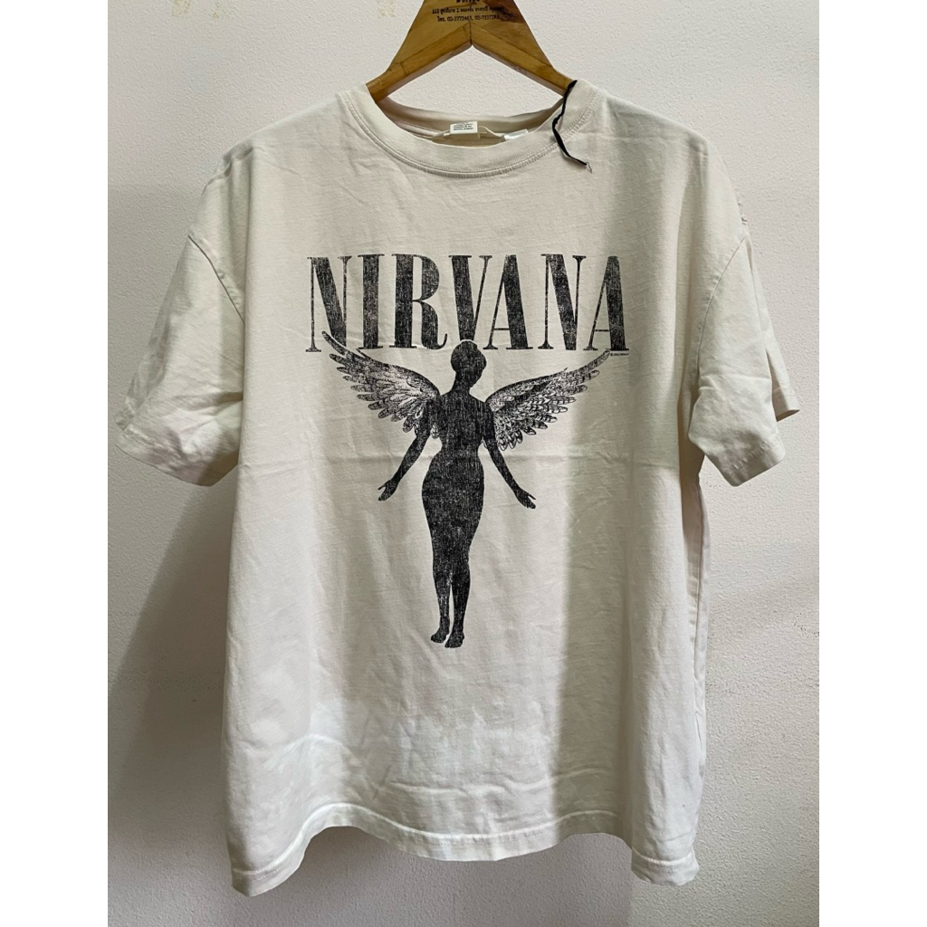 เสื้อยืดมือ 2 nirvana H&M ตำหนิคราบไฮเตอร์