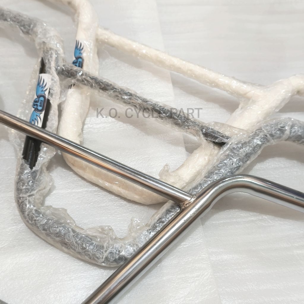 แฮนด์จักรยาน BMX รุ่น SE ใส่กับ PK สูง 28 cm. กว้าง 70 cm.