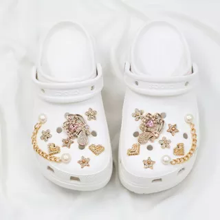 แฟชั่น Charm รองเท้าโซ่โลหะเข็มกลัดดอกไม้น่ารักเครื่องประดับสำหรับฝูงชนทั้งหมด