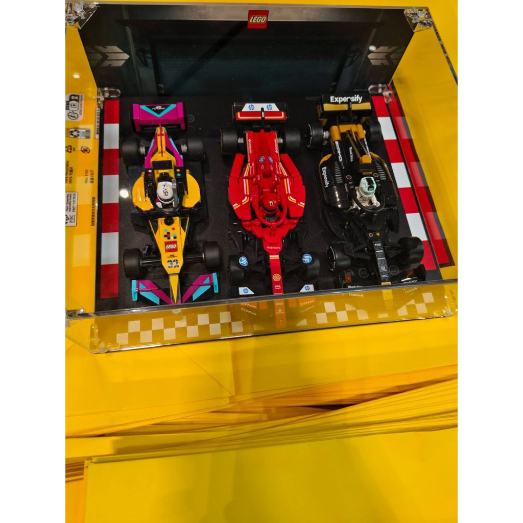 Lego display case มือ1 ของแท้ กล่อง โชว์ เลโก้ สปีด f1 หรือ สปีดแชมเปี้ยน ใส่ ได้สูง สุด 3 คัน