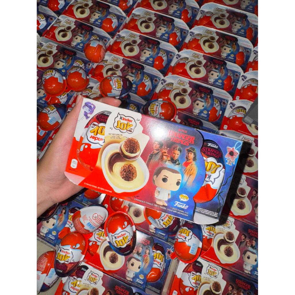 [พร้อมส่ง] Kinder Joy Stranger things แพ็ค 3 ลูก ไม่ซ้ำกัน