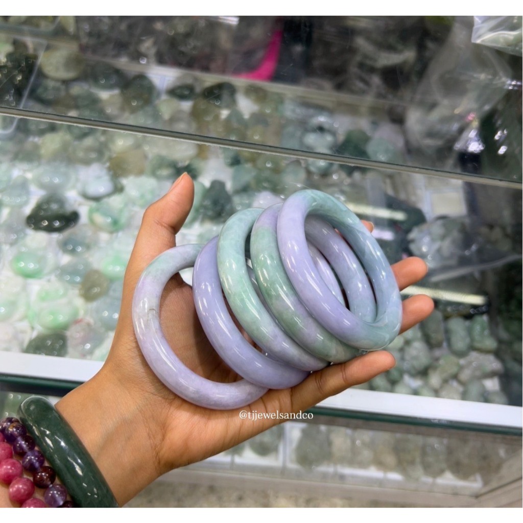 กำไลหยกเจไดต์ หยกม่วง Pastel Lavender Jade Collection ทรงโดนัท หน้ากว้าง11-12มิล ราคา ถูกที่สุด ดีลบีเคเค แกลเลอรีภาพที่ 5