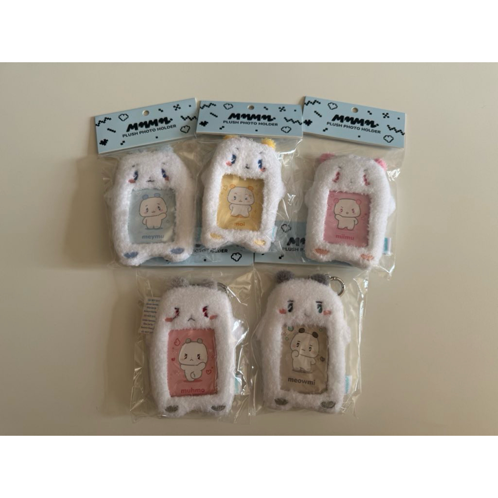 PLAVE MMMM Plush Photo Holder