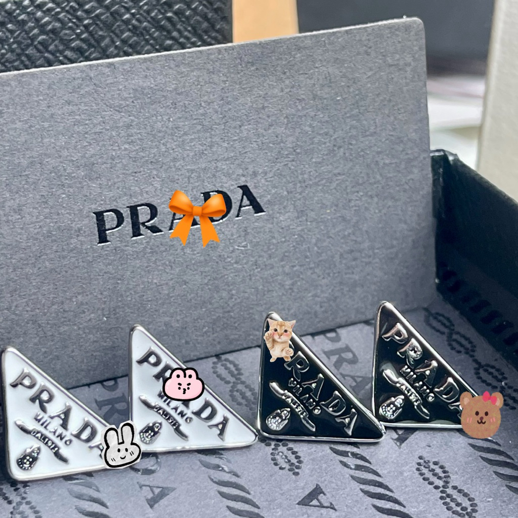 ต่างหู Prad@ Symbole Triangle Stud งานH!end