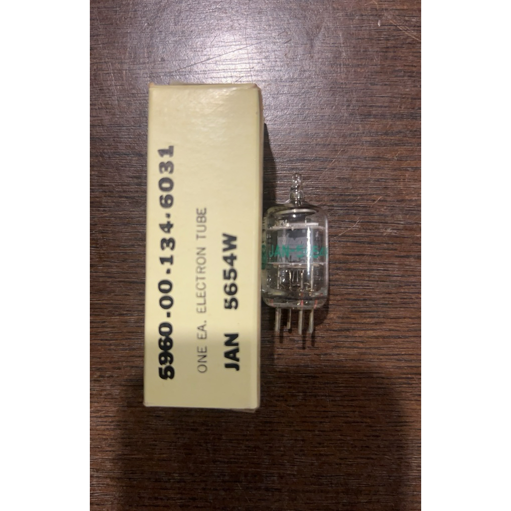 หลอดสูญญากาศ JAN 5654W ยี่ห้อ GE แทน 6J1,6J1P​ สินค้าใหม่ผลิตอเมริกา​ ไม่เคยใช้งาน​  ราคาต่อหลอด  เหลือแต่ GE 5654