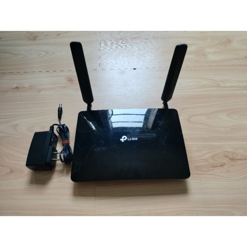 Tp-link Archer MR600 4G+ WiFi AC1200 เร้าเตอร์ใส่ซิม มือสองเทสแล้วใช้งานได้ปกติ