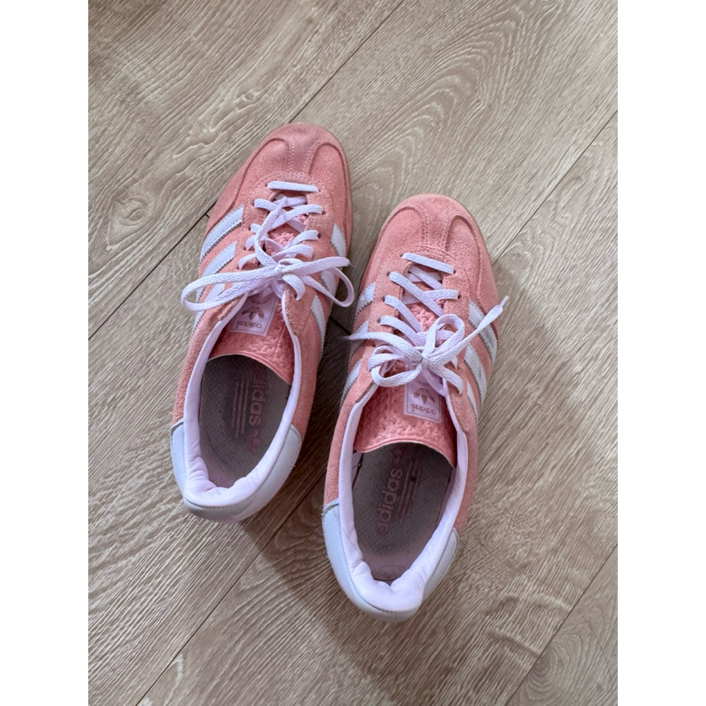 รองเท้า adidas gazelle