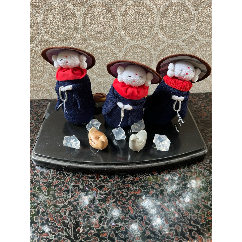 ตุ๊กตาพระโพธิสัตว์จิโซ (Jizo)