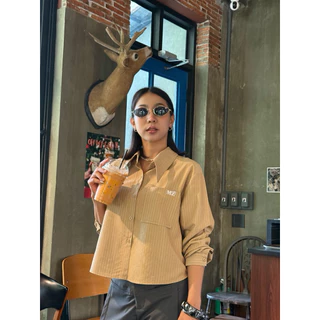 Varen Shirt เสื้อเชิ้ตลาย stripe ผ้าคอตตอน poplin เนื้อผ้าพริ้ว เบา ใส่สบาย ระบายอากาศดี เหมาะกับทุกวัน