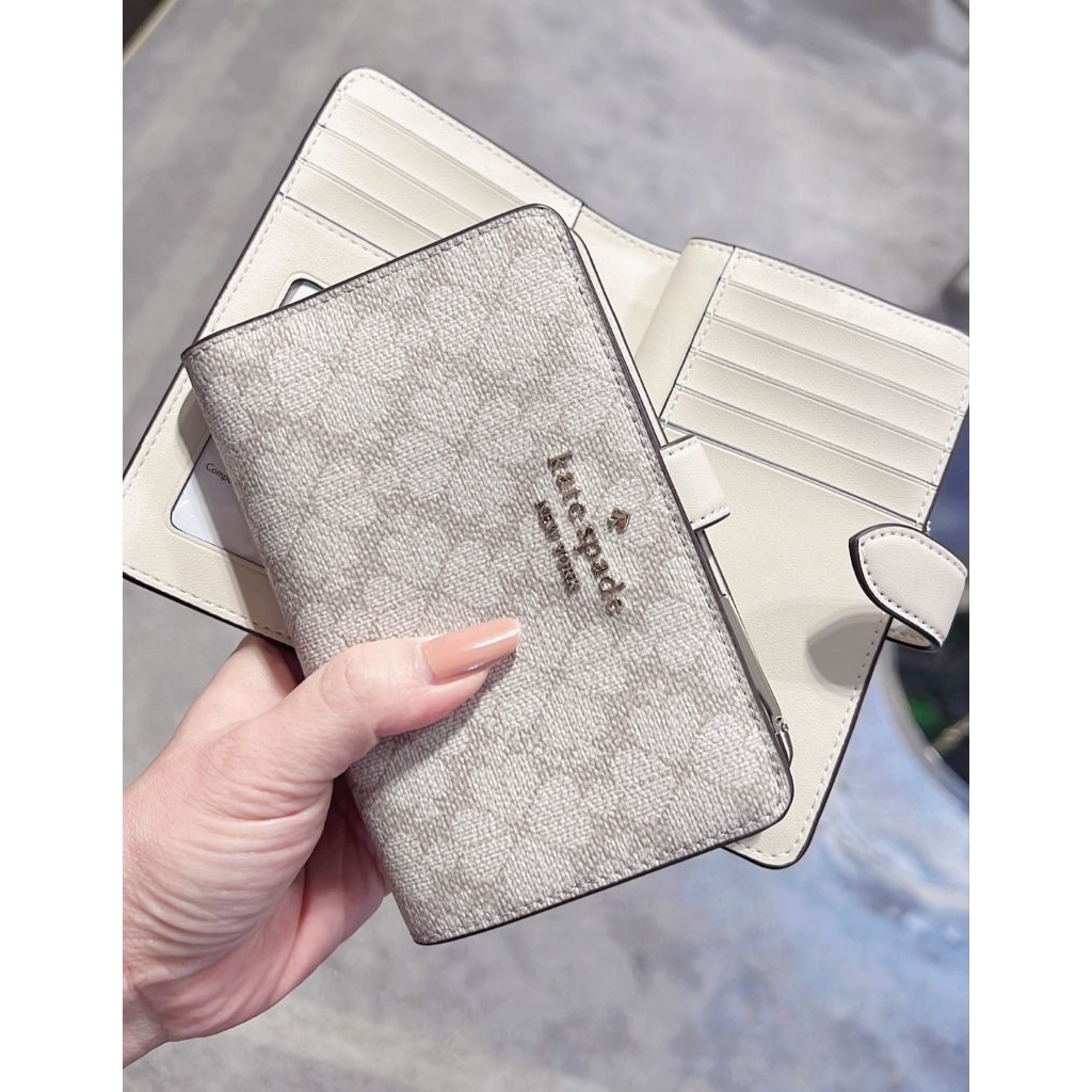 🇺🇸 (ของแท้)​🍀​Kate​ Spade​ Spade​ flower​ Bifold​ Wallet​
