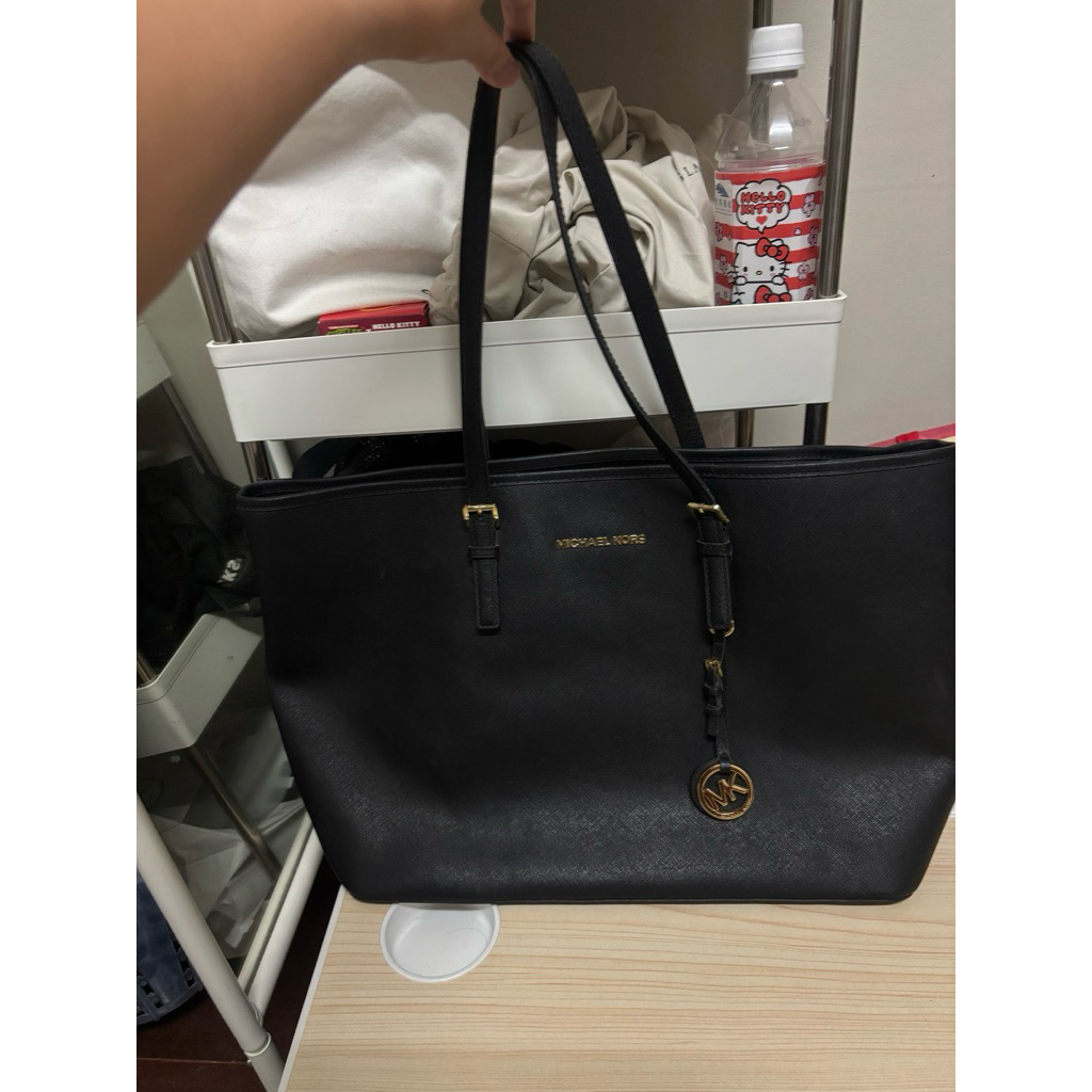 used กระเป๋า michael kors