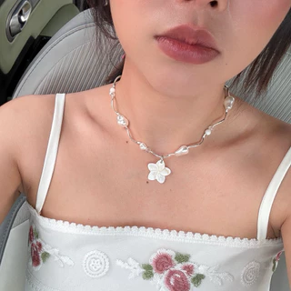 สร้อยคอลูกปัด~🐚จี้ดอกไม้เปลือกหอย มินิมอล 𖦹°‧🫧