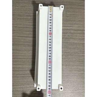 กระถางรางจิ๋ว มีรูระบายน้ำ ทรงสี่เหลี่ยมผืนผ้า ยาว 31.5 cm. สูง 10 cm. กว้าง 10 cm.{สั่ง2ชิ้นเพื่อป้องกันกระถางแตก}