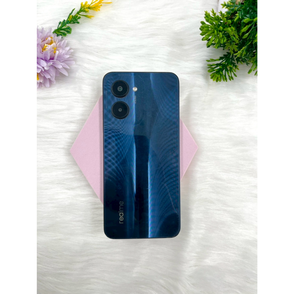 Realme C33 (4/64GB)   🪐 ราคา 1,900 บาท 🪐