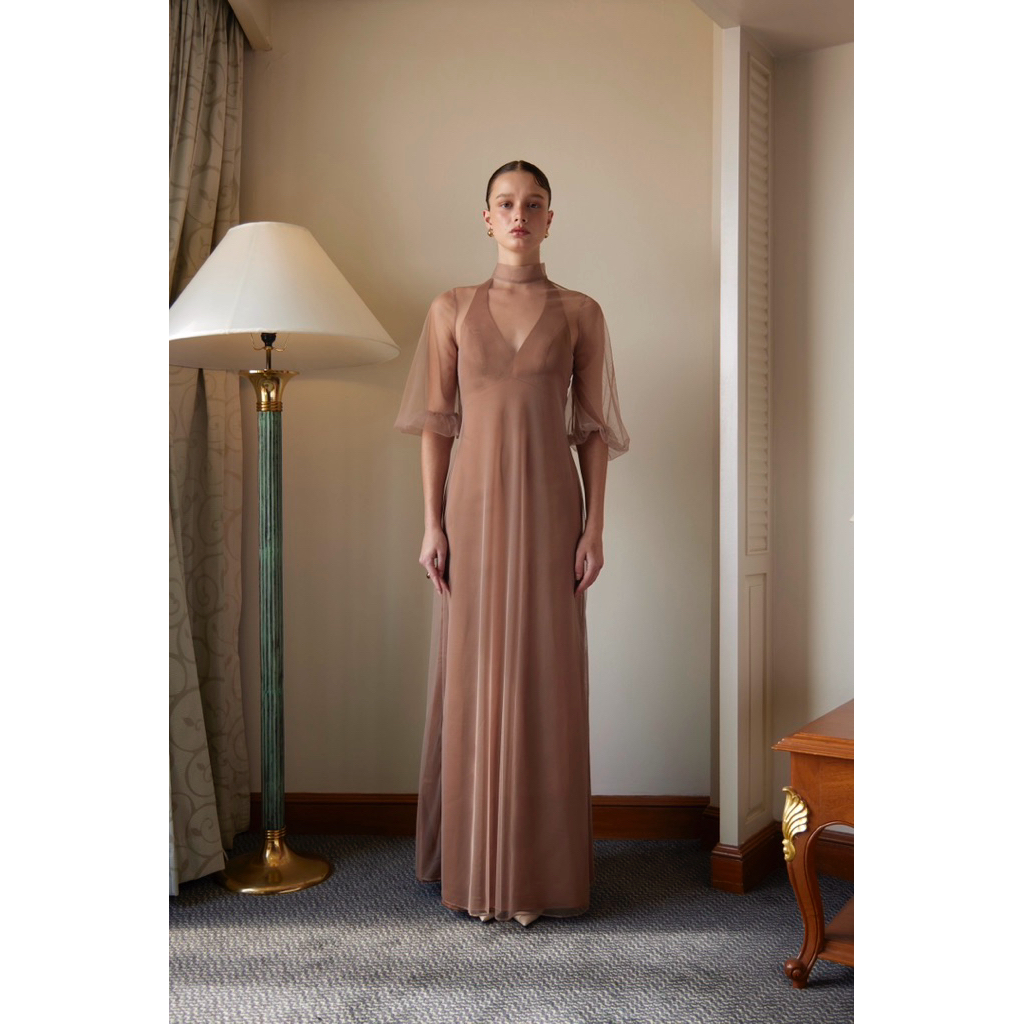 Threep- Thea maxi dress เดรสยาวคลุมผ้าโปร่ง
