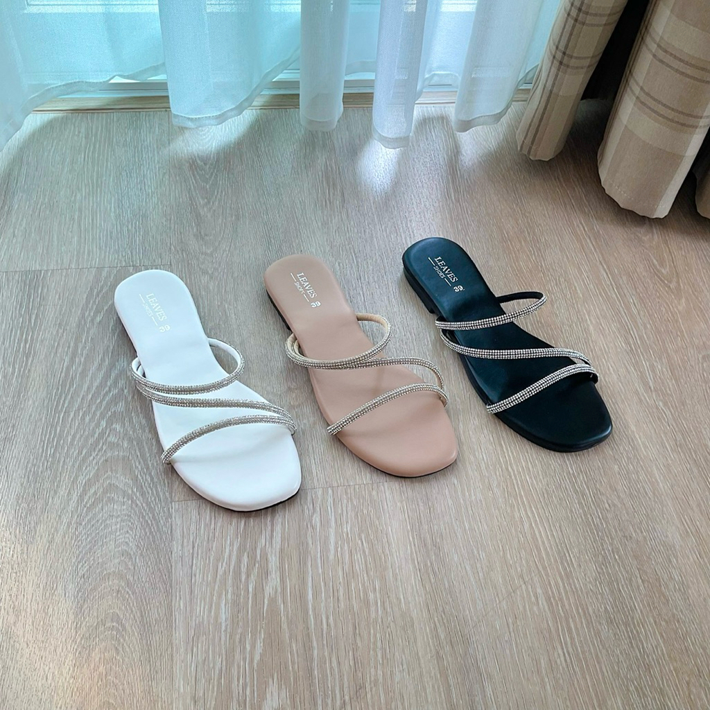 Leaves Shoes รุ่น Grace รองเท้าแตะสวม พื้นนุ่ม สายคาดเพชร เรียบหรู ใส่สบาย แมทช์ง่าย รองเท้าผู้หญิง สไตล์เกาหลี